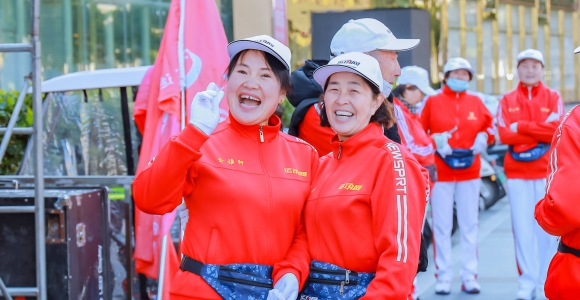 秋色党心连，步履不停歇 2024年大型健步走汇演活动圆满举行